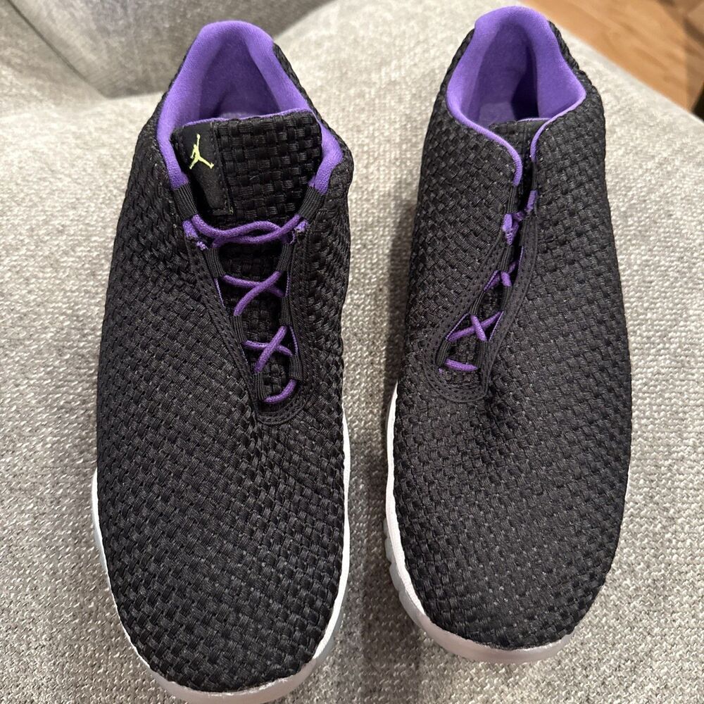 NIKE AIR JORDAN Black Purple size  6Y